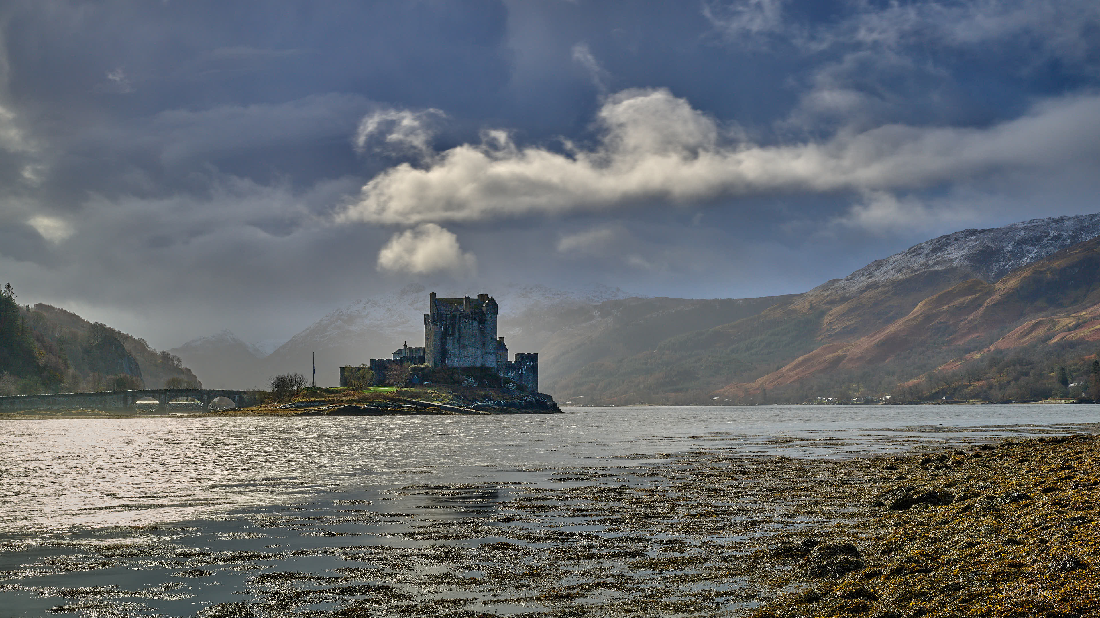  Eilean Donan Castle 